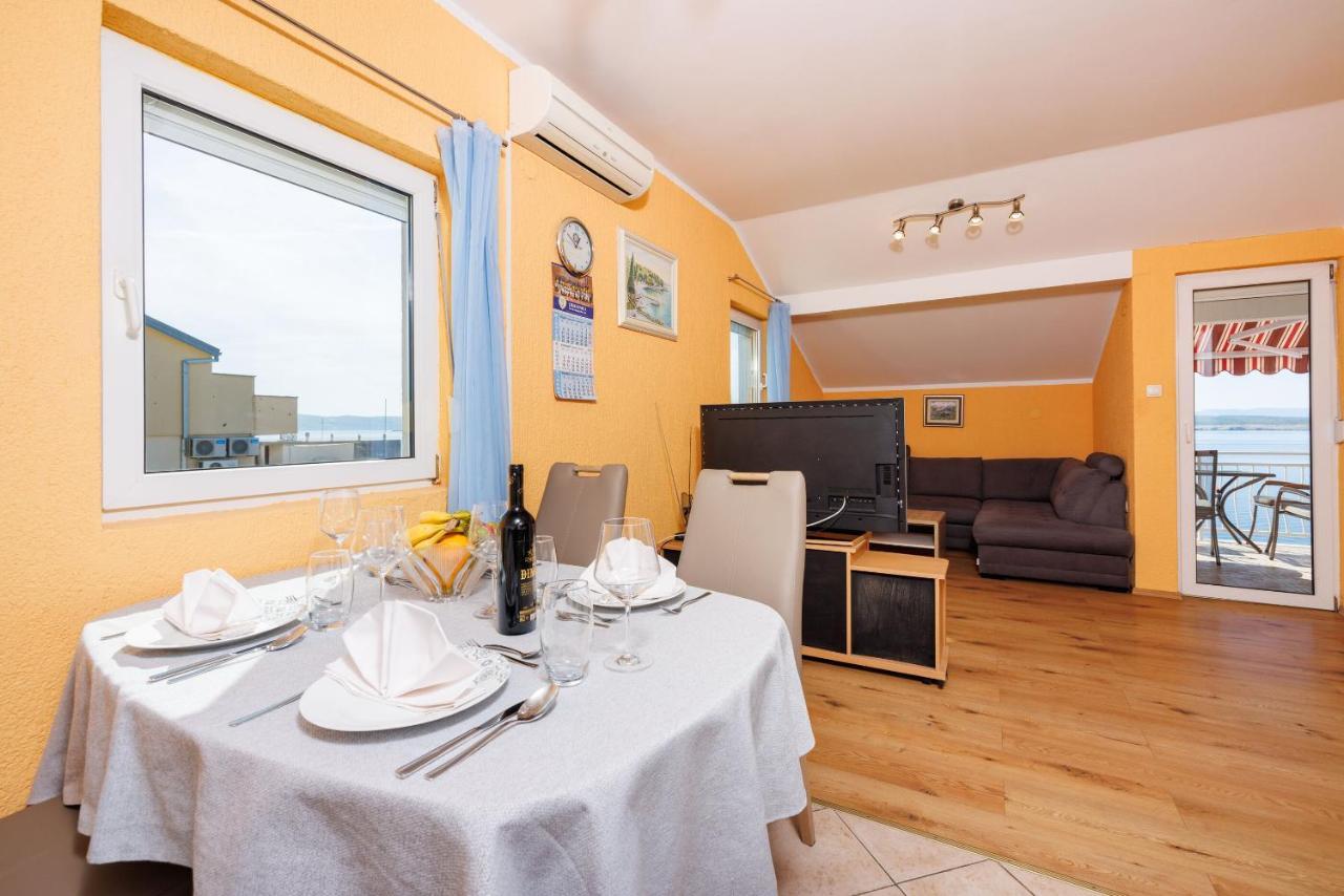 Apartment Davor Dramalj Extérieur photo
